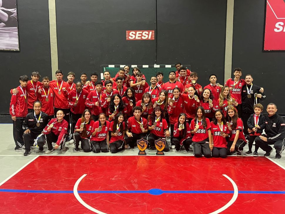 SESI Mogi das Cruzes recebe o Campeonato Brasileiro de Hóquei Indoor e conquista grandes resultados