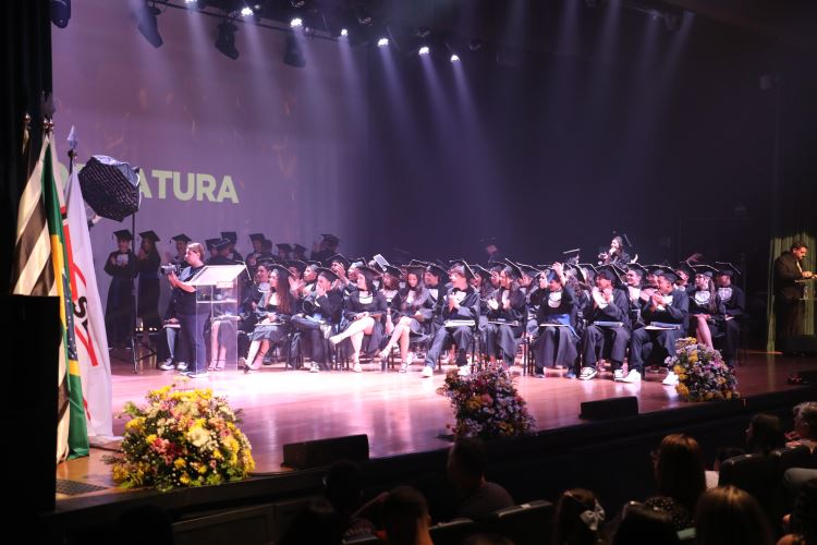 FORMATURA JAC8