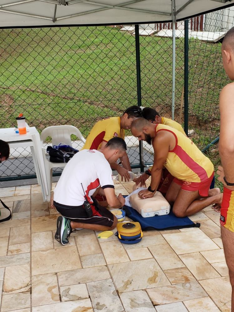 TREINAMENTO GUARDA VIDAS 
