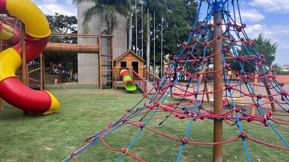 play 15