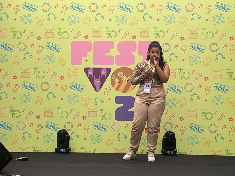 Estudantes brilham na fase regional do Fest Voz 2025