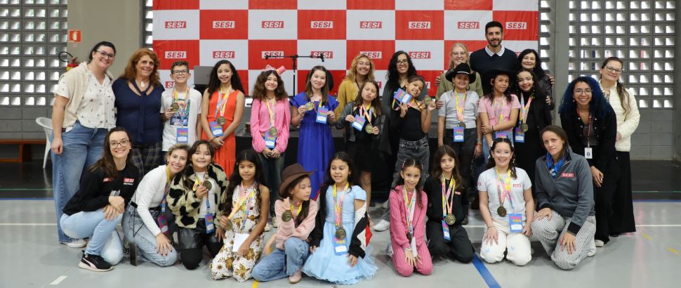 DestaKids 2026: evento reúne jovens talentos da regional de Americana em manhã de música no SESI Santa Bárbara d'Oeste