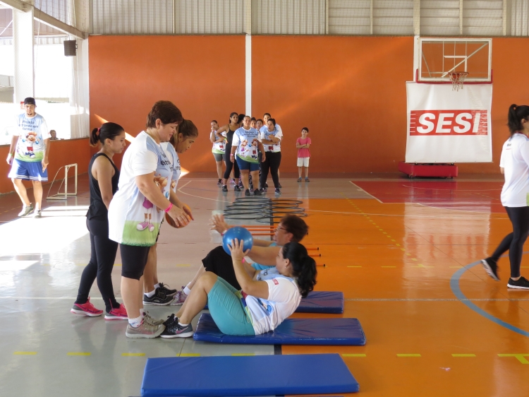 Turma reunida no Movimento é SESI