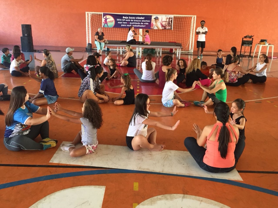 Cerca de 600 pessoas compareceram ao SESI-SP de Braços Abertos em Araçatuba e Birigui