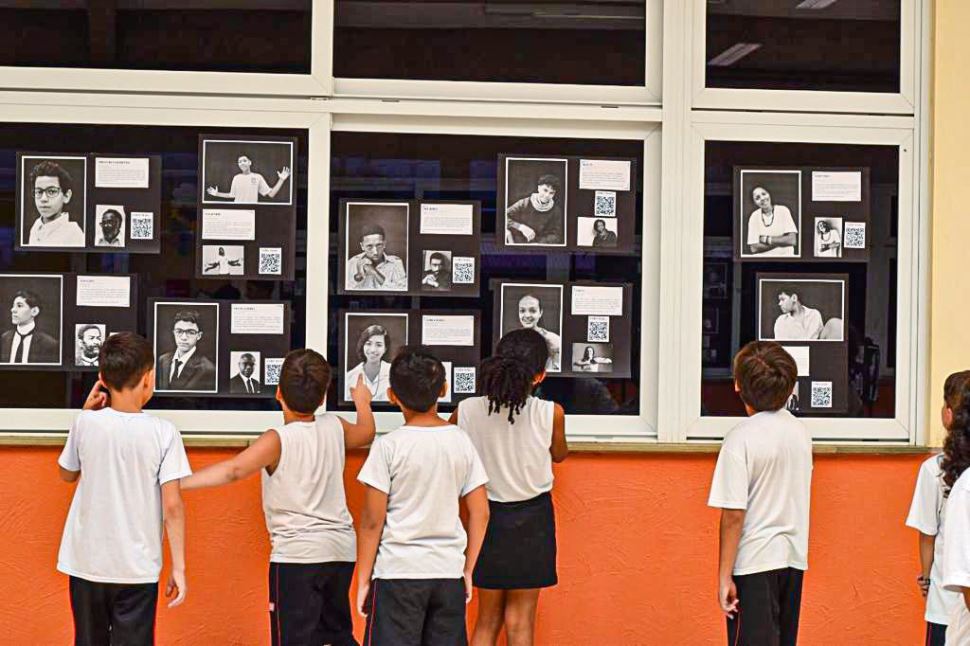 Exposição fotográfica realizada pelos alunos do Sesi recebe moção de aplausos