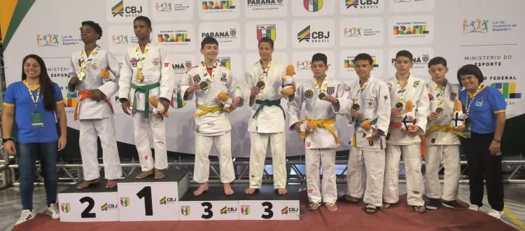 Lucas Ferrari é bronze do Campeonato Brasileiro Sub-13