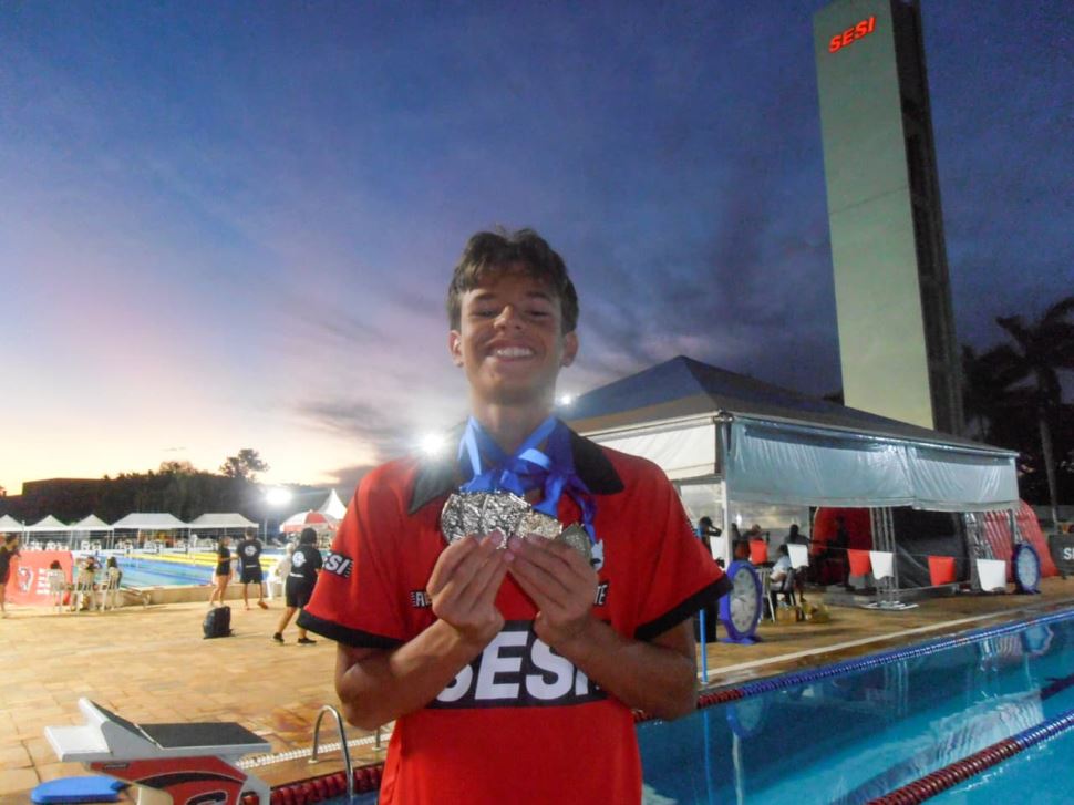 EQUIPE DE NATAÇÃO DO SESI ARAÇATUBA SE DESTACA EM DUAS IMPORTANTES COMPETIÇÕES EM SÃO JOSÉ DO RIO PRETO