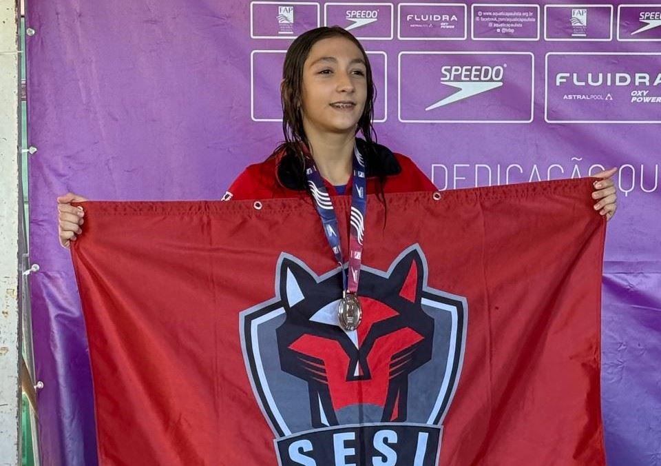 SESI ARAÇATUBA CONQUISTA DESTAQUE NO CAMPEONATO PAULISTA PETIZ DE INVERNO DE NATAÇÃO