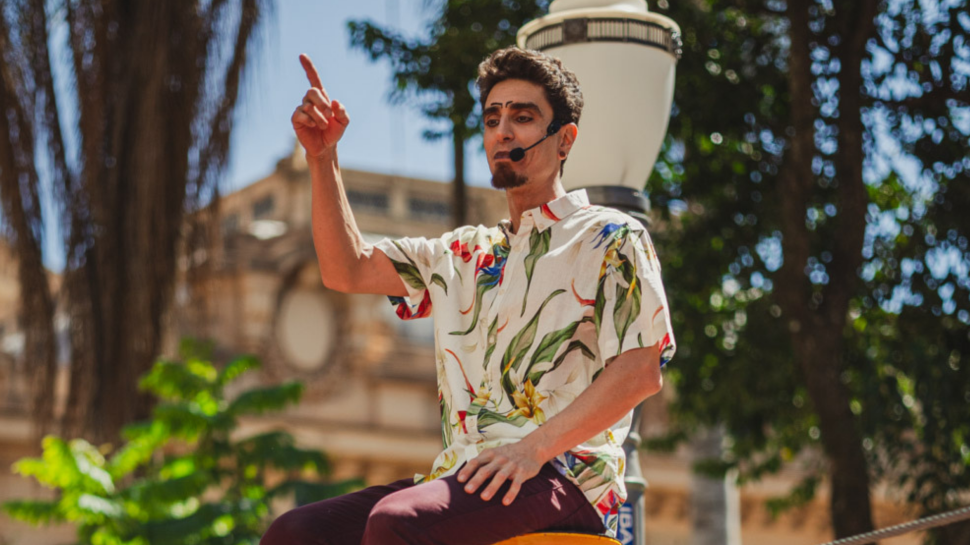 Espetáculo “Fio de Prosa” traz circo, poesia e diversão aos CAT SESI Araçatuba e Birigui