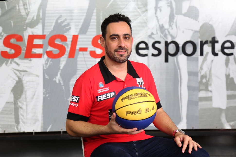 Profissional especializado em basquetebol assume como Técnico do SESI Araraquara Basquete Feminino
