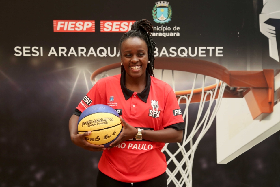 Atleta contratada pelo SESI Araraquara Basquete Feminino coleciona títulos e conquistas em sua trajetória