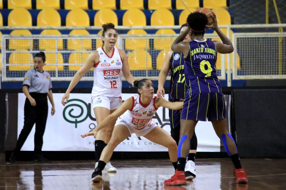 Santo André quebra sequência de vitórias do SESI Araraquara Basquete e continua na liderança do Campeonato Paulista