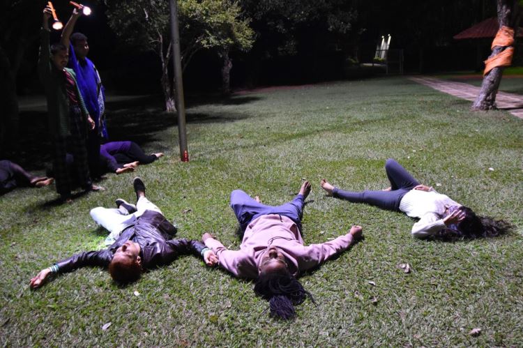 Oficina A cena teatral em espaços poéticos