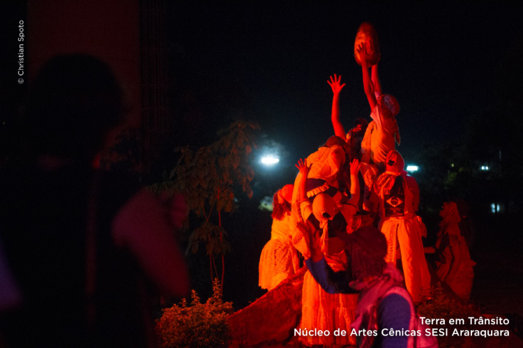 Espetáculo Terra em Trânsito