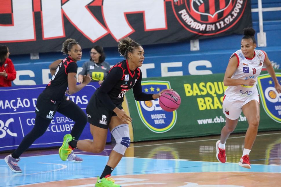 Sesi Araraquara leva a melhor contra o Ituano e sai na frente nas quartas de final da LBF 2023