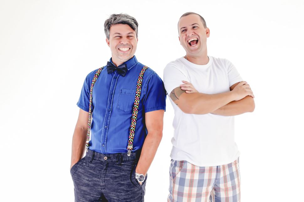 Banda Dois Palitos apresenta show musical infantil no SESI Araraquara