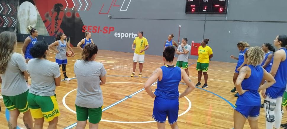 Seleção treina no Ginásio do SESI Araraquara e se prepara para o Pré-Olímpico