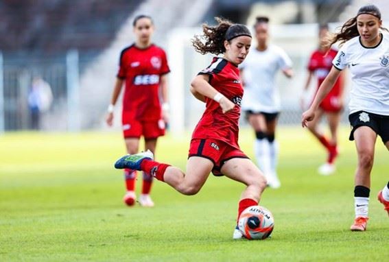 Sesi Matão está com mais de 100 vagas abertas para formação no futebol feminino