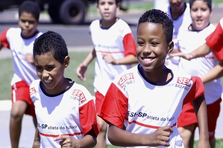 SESI ARARAS PROMOVE FESTIVAL DE FUTEBOL COM ALUNOS DO PAF E CONVIDADOS