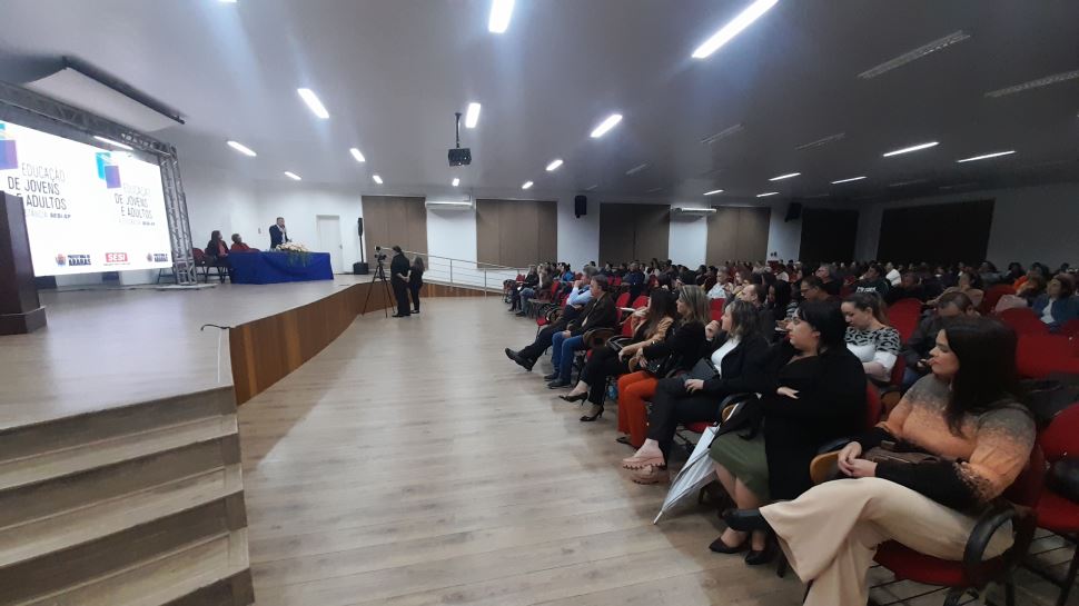 Aula inaugural marca início da EJA EaD do Sesi-SP em parceria com a Prefeitura de Araras