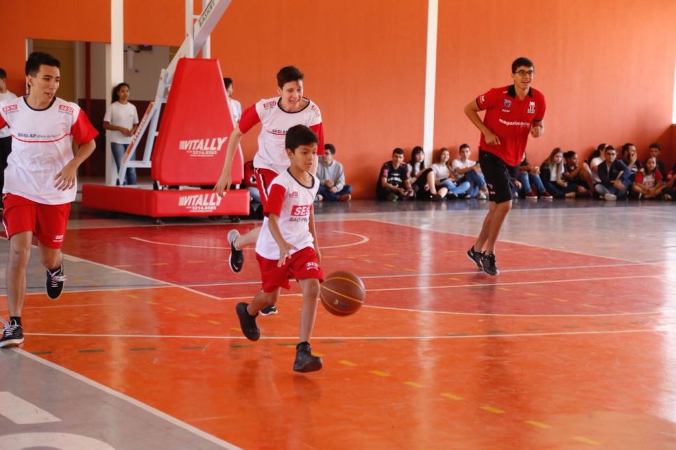 CAT Sesi Araras tem vagas remanescentes para basquete