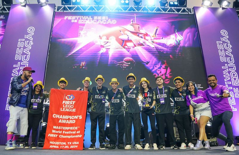 Los Atômicos fica com 2º lugar na categoria Core Valeus da FIRST LEGO League