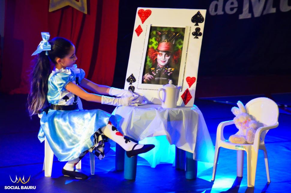 SESI Bauru realiza Festival de Música e Dança com tema “Sala de Cinema”