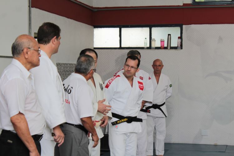 Lançamento Judô na Escola