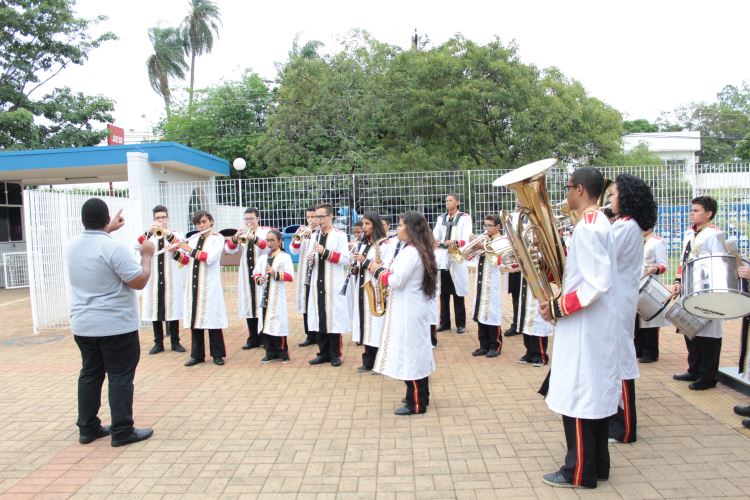 Lançamento Judô na Escola