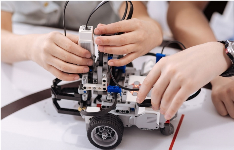 Alunos do SESI Bauru participam de competição nacional de robótica no Rio 