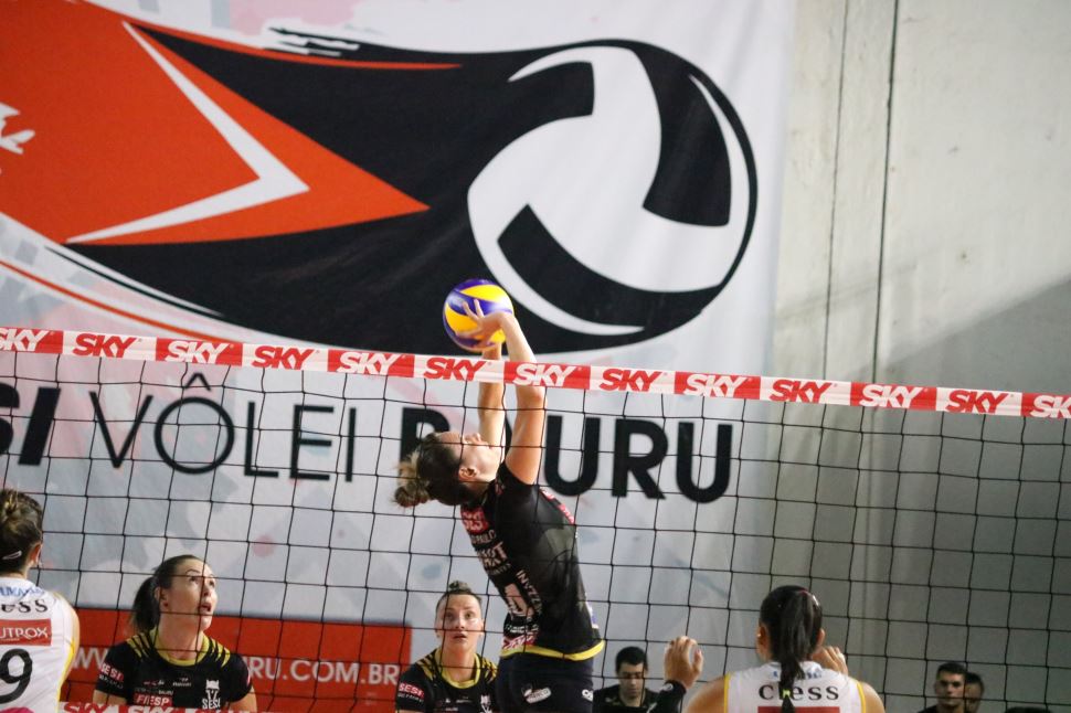 SESI Vôlei Bauru enfrenta Dentil/Praia Clube no primeiro duelo das semifinais da Superliga Cimed 2018/2019