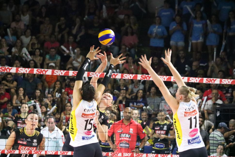 SESI Vôlei Bauru foi superado pelo Dentil/Praia Clube no primeiro duelo das semifinais da Superliga Cimed 2018/2019