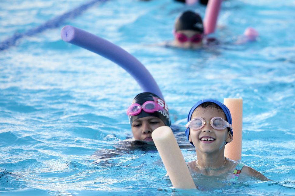 Sesi Bauru abre vagas para aulas especiais de natação