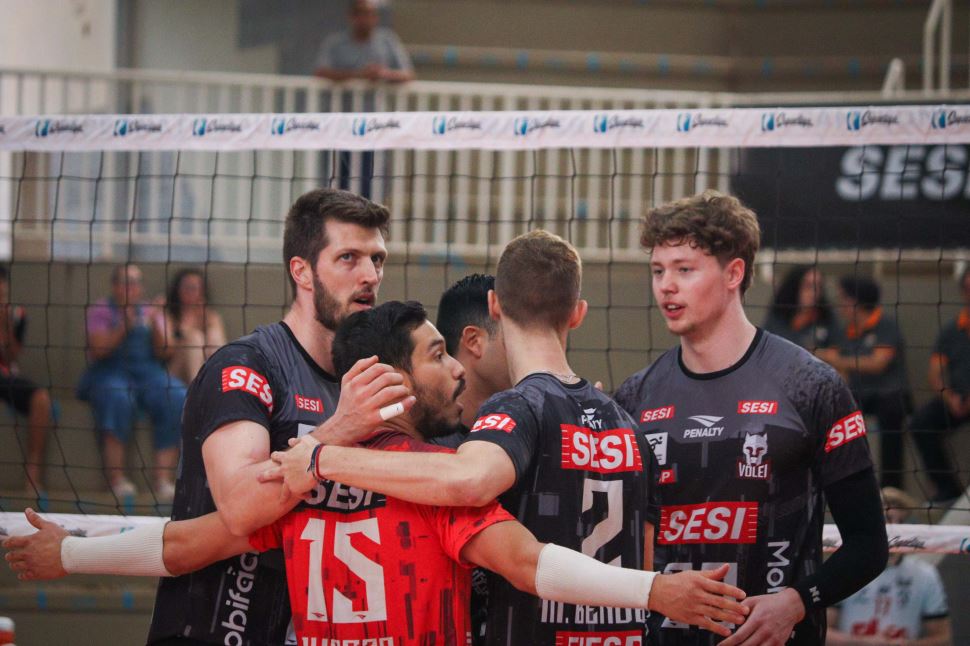 Sesi Bauru supera APAN Roll-on Blumenau em casa pela Superliga