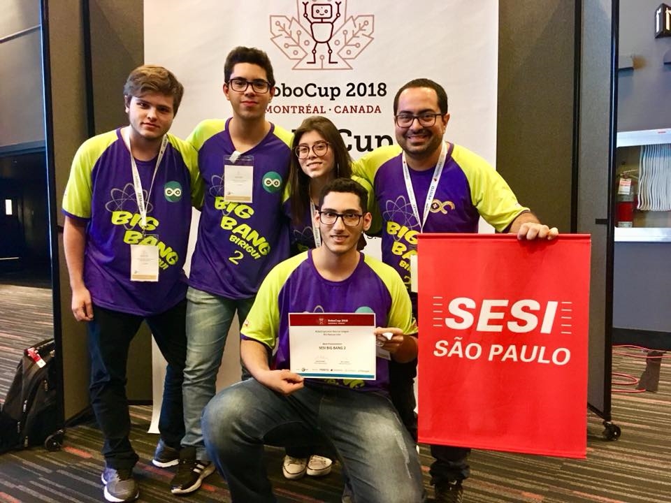 Robótica do SESI-SP de Birigui volta do Canadá com medalha inédita