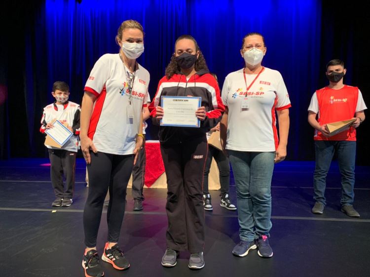 evento 8 de julho homenagem alunos sesi birigui