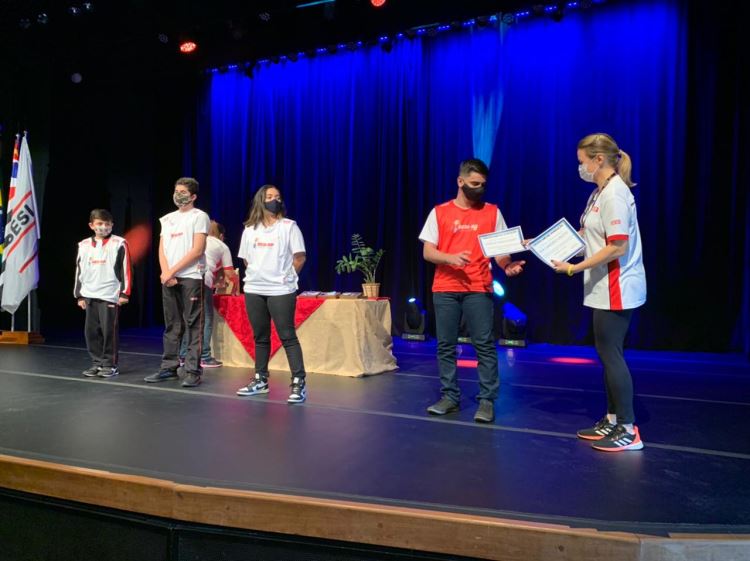 evento 8 de julho homenagem alunos sesi birigui