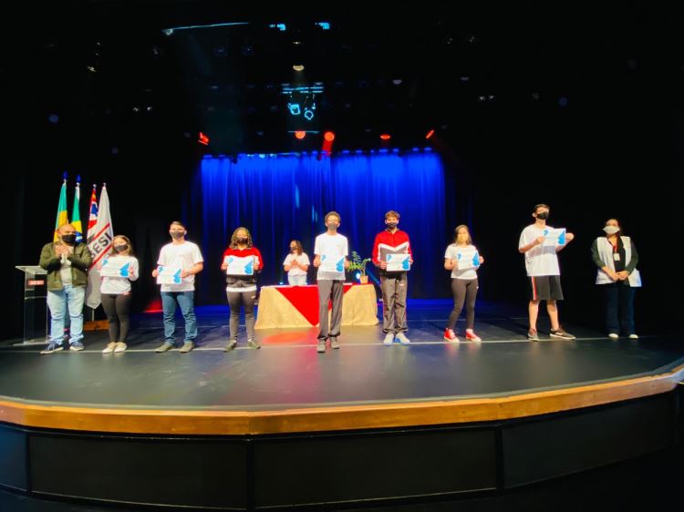 evento 8 de julho homenagem alunos sesi birigui