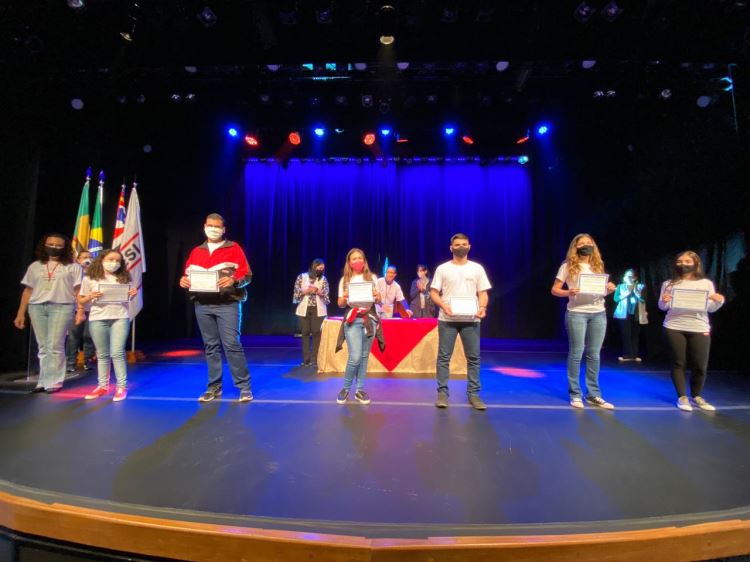 evento 8 de julho homenagem alunos sesi birigui