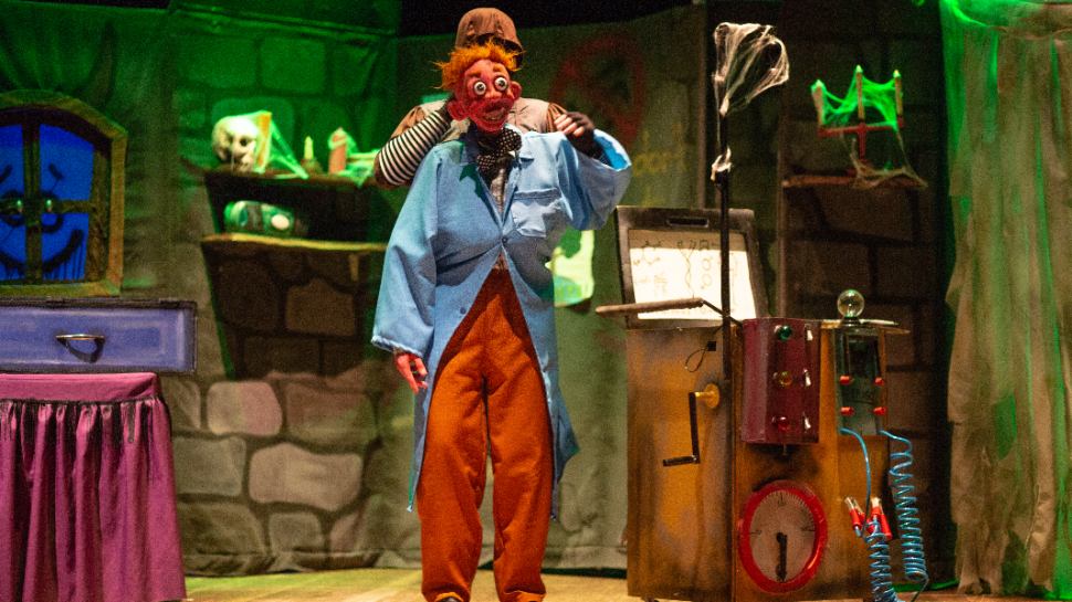 Peça “Monstros e CIA.” acontece neste sábado (14) no SESI Birigui