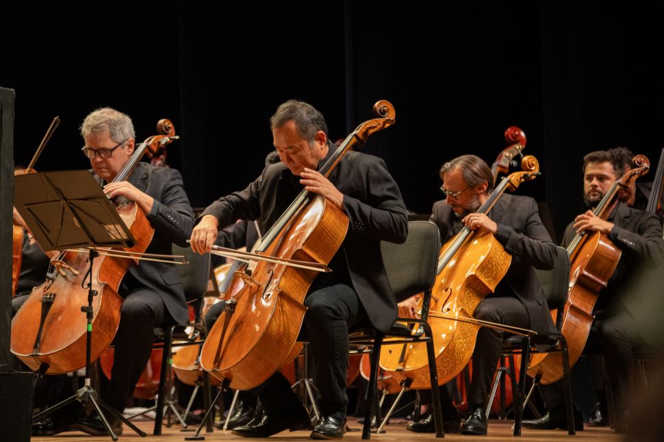 Bachiana Filarmônica SESI-SP se apresenta no SESI BIRIGUI sob regência de Wallas Pena