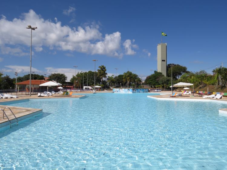 piscina recreativa botucatu