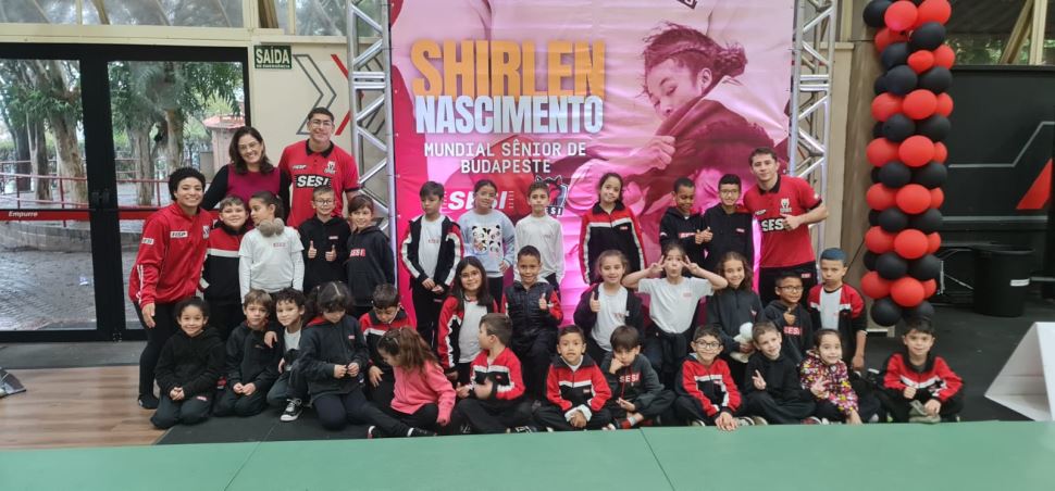 Pedagogia do Exemplo foi um dos pontos altos do evento com os atletas interagindo com os alunos da escola