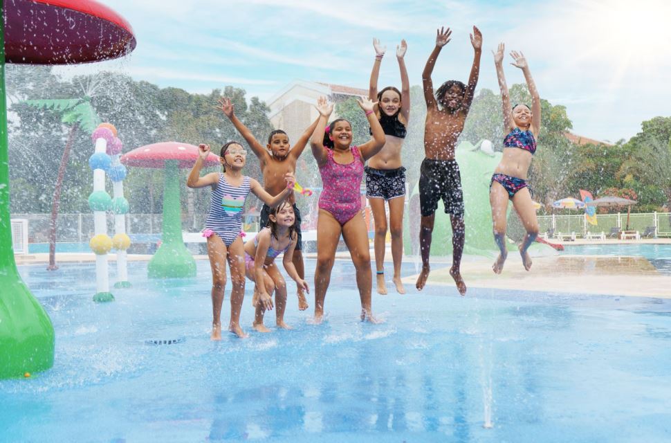 AcquaPark_Ourinhos_pulando