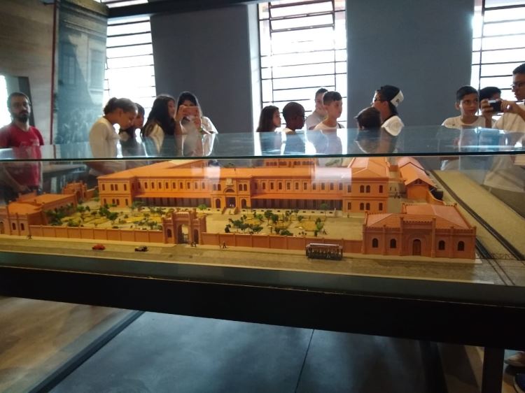 Atividade extraclasse