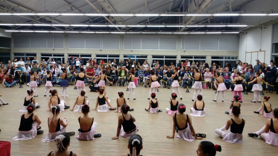 Homenagem a família