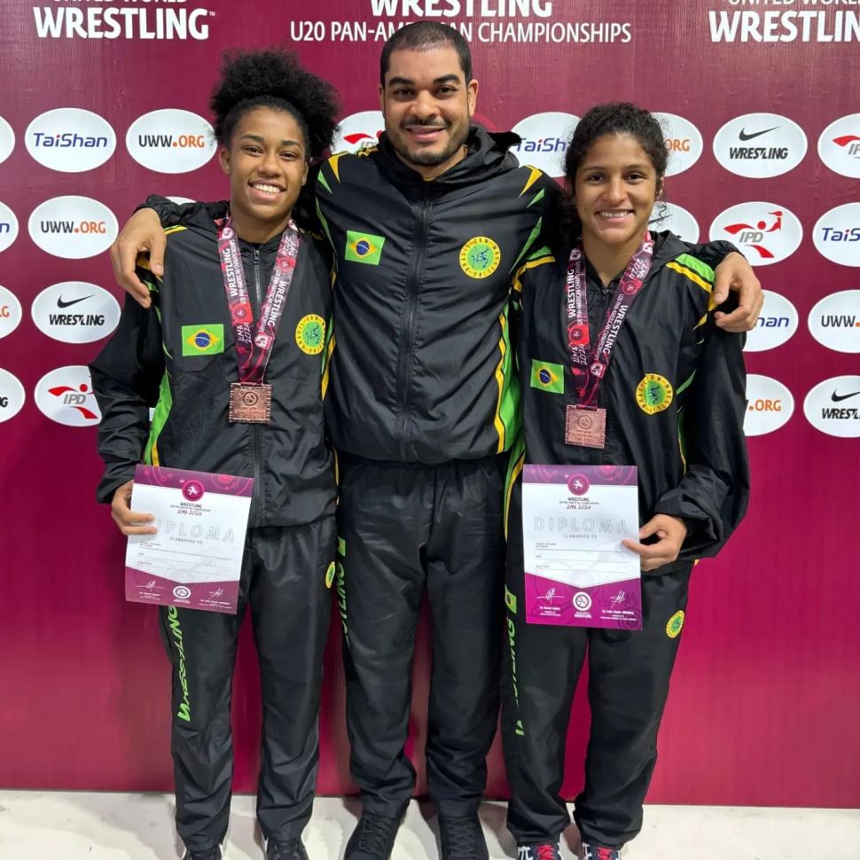 Atletas do Sesi Cubatão conquistam bronze no Campeonato Pan-Americano U-20 de Wrestling