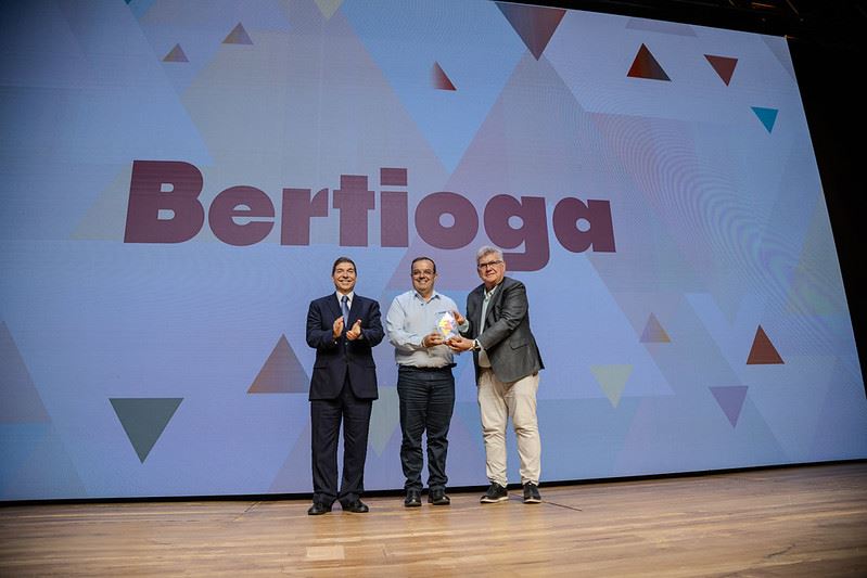 Bertioga está entre os oito municípios paulistas vencedores do Prêmio Alfabetização Responsável (PAR) 2025