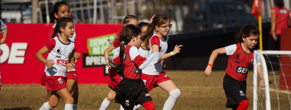 Vagas abertas e gratuitas para futebol feminino no Sesi Diadema 