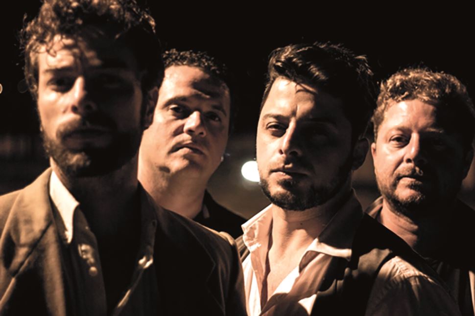 SHOW NO SESI ITAPETININGA RELEMBRA A TRAJETÓRIA DO BARÃO VERMELHO